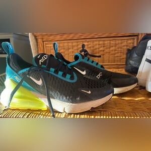 Nike air max 270 youth size 5